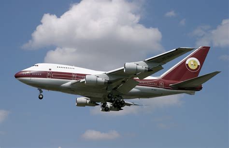 Fileqatar Amiri Flight Boeing 747sp Wikipedia The Free Encyclopedia