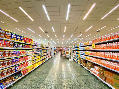 How To Choose Supermarket Lighting The Definitive Guide Olamled