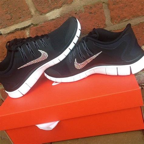 omg i need kicks shoes workout shoes nike free