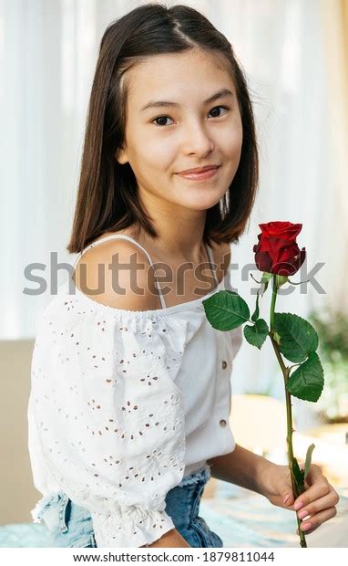Stylish Teen Girl 12 Year Old Stock Photo 1879811044 Shutterstock