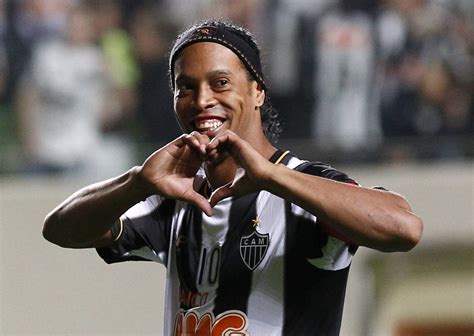 Clube atlético mineiro on instagram: Ronaldinho says goodbye to Atletico Mineiro