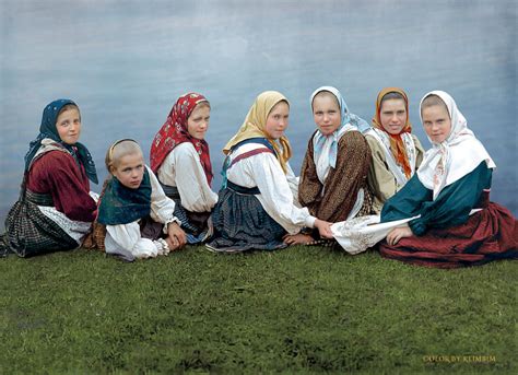Russian Peasant Girls Девчата 1914 1916 гг Photo Salobovikov