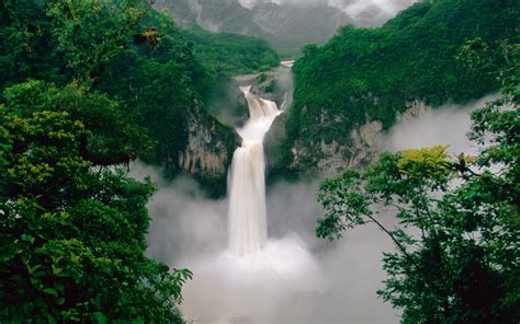 Ecuador Waterfall Wallpapers 1920x1200 1069660