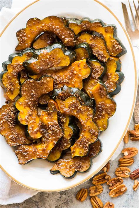 (it's also one of the. Baked Acorn Squash Slices {30 Minutes!} - WellPlated.com