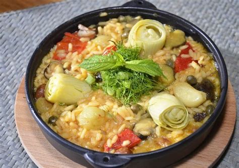 Find more dinner inspiration at bbc good food. sosyallezzet.com Sebzeli Paella Tarifi - Sebzeli Paella ...