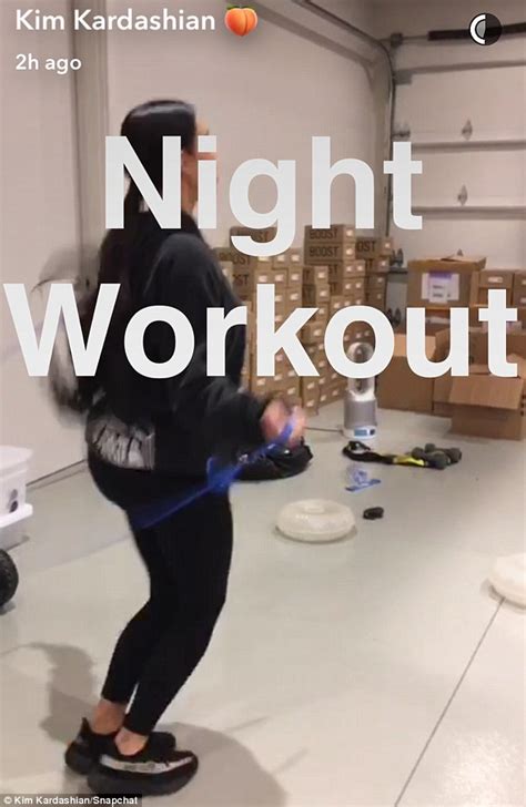 Kim Kardashian Heads To Garage For Night Workout Daily Mail Online