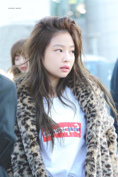 Blackpink Jennie Spotted In Public With Zero Makeup On