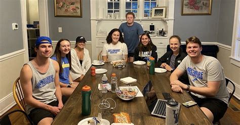 Hvsa Creates Supportive Space For Honors Athletes Student Life News