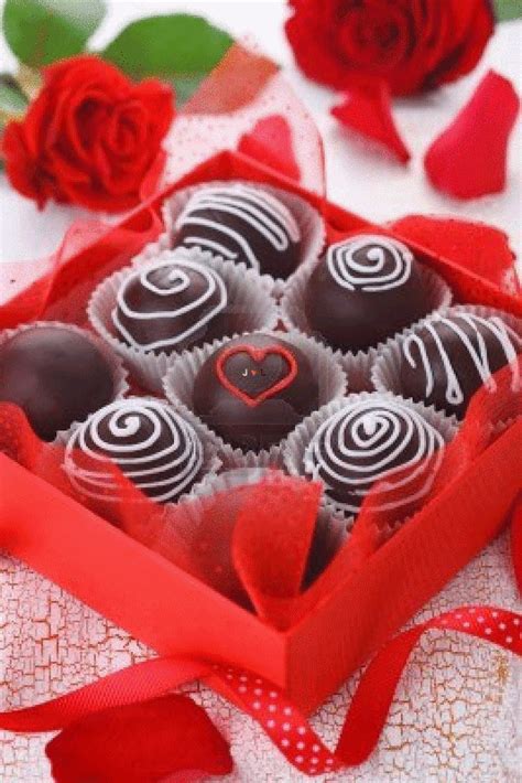 Love Chocolate Chocolate Lovers Chocolate Desserts Chocolates