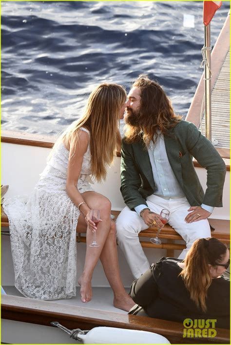 Heidi Klum And Tom Kaulitz Kiss On A Boat Before Second Wedding In Capri