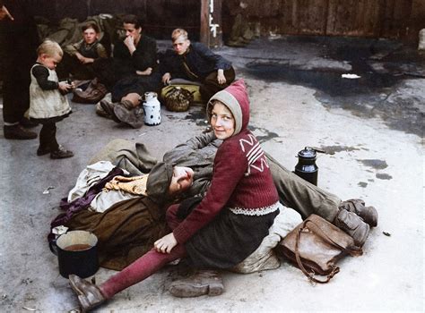 13 Fascinating Colorized Photos Of Refugees During World War Ii ~ Vintage Everyday