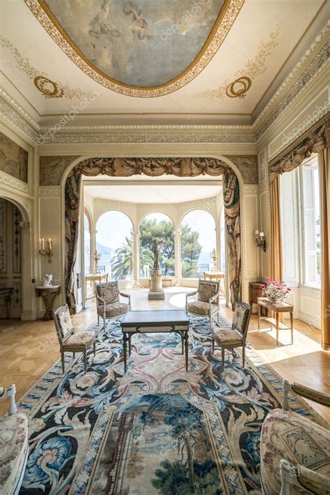 Interior De La Famosa Villa Ephrussi De Rothschild En Niza Francia 2023