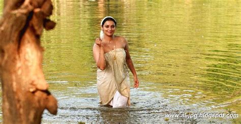 Indian Girls Club Indian Actress Bath At Jungle River