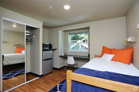 Studio, one and two bedroom apartments for rent in seattle, wa. Off Campus Residences Apartments For Rent in Seattle, WA ...