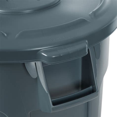 Rubbermaid Brute 55 Gallon Gray Round Trash Can And Lid