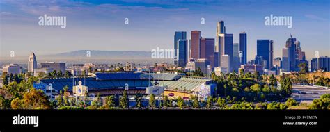 La Dodgers Stadium Sunset Hi Res Stock Photography And Images Alamy