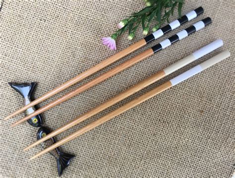 Combo 2 Chopsticks Set With Rests 2 Pairs Of Wood Chopsticks And 2