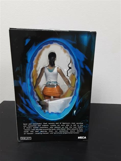 Neca 66n041118 Portal 2 Chell 7 Scale Action Figure Toy For Ages 14