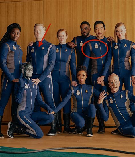 Star Trek Discovery Outtake Photos Reveal Tos Easter Egg