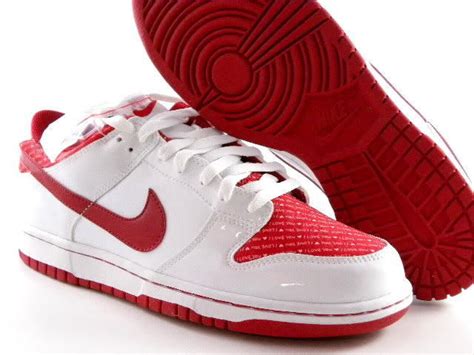 Air force 1 low 'valentine's day'. The 10 Best Valentine's Day Shoes | Sole Collector