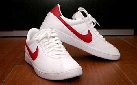 Mens Trainers Back To The Future Red Swoosh Nike Trainers Clothes