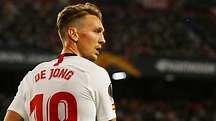 Luuk de Jong sees ghost towns in Spain: 'This normally happens in films ...