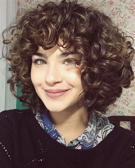 46 Popular Hairstyles For Short Curly Hair Uk