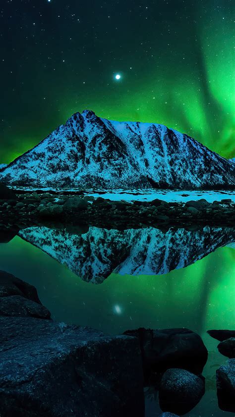 Northern Lights Aurora Borealis 4k Hd Nature Wallpapers Hd Wallpapers