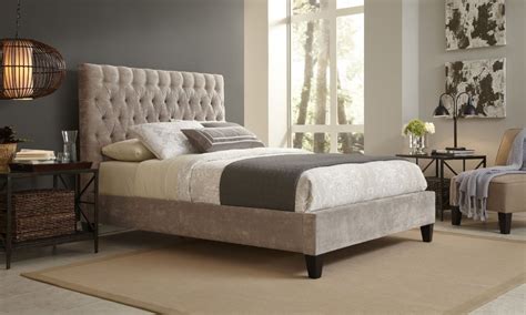 Set yourself up for your best night's sleep. Standard King Beds vs California King Beds | Overstock.com
