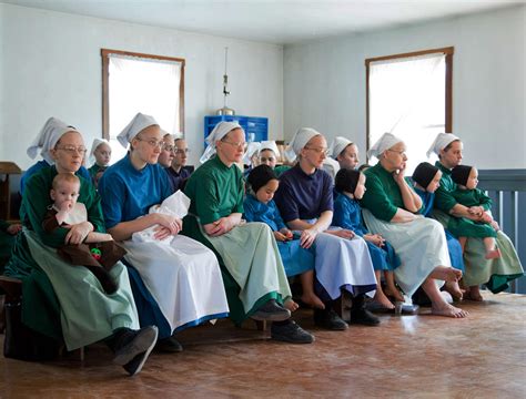 Rare Look Inside Amish Community Photo Pictures Cbs News