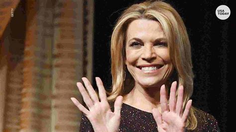 vanna white hosts first entire wheel of fortune episode