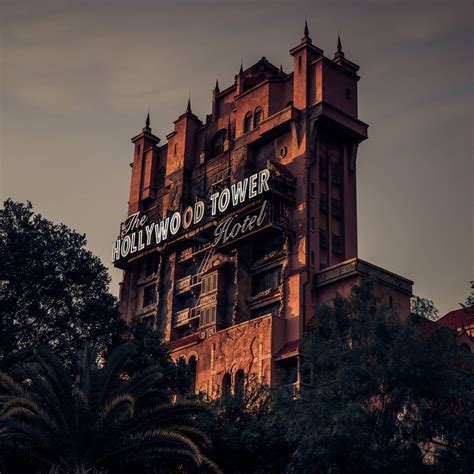 7 Walt Disney World Urban Legends You Totally Think Are True But