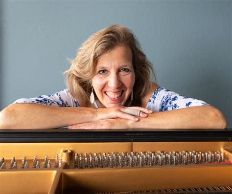 one hour piano lesson lisa spector