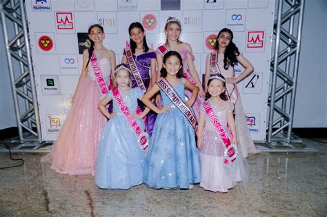 Beleza e Simpatia Conheça as vencedoras das categorias do Miss Mirim Infantil e Juvenil
