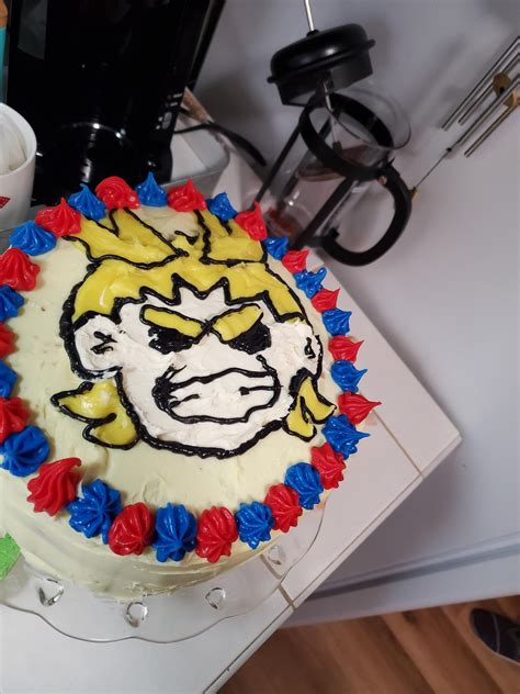 All Might cake I decorated for my girlfriend. First time decorating! I