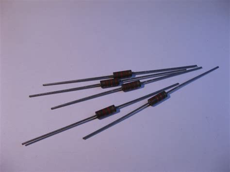 Resistor Carbon Composition 2200 Ohms 5 12 Watt 5 Pack 22k 2k2 The