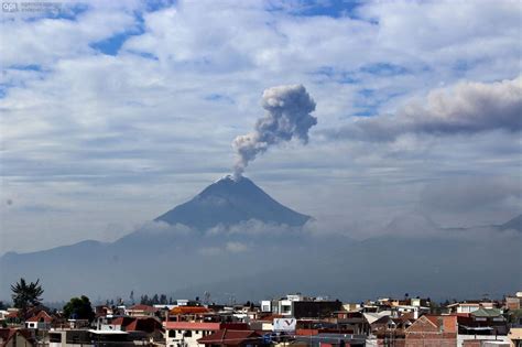 Erupción Del Tungurahua Prosigue En Nivel Moderado La República Ec