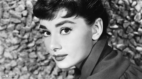 Audrey Hepburn 3321 Hd Wallpaper