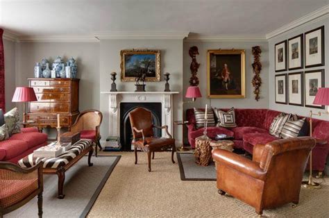 London Apartment Showcasing Traditional British Style Interior Design