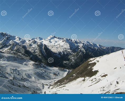 Alpine Valley Stock Image Image Of Climb December Crampon 40413365