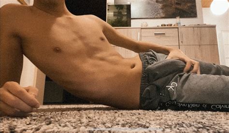 monster cock in grey sweat pants gay porn 87 xhamster xhamster