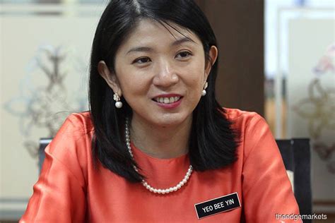 Yin (en) política malasia (es); Yeo Bee Yin : One of three suspects in Sg Kim Kim chemical ...