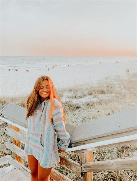 𝐀𝐯𝐚 𝐖𝐡𝐢𝐭𝐦𝐢𝐫𝐞 On 𝘗𝘪𝘯𝘵𝘦𝘳𝘦𝘴𝘵 Winter Beach Outfit Spring Beach Outfit