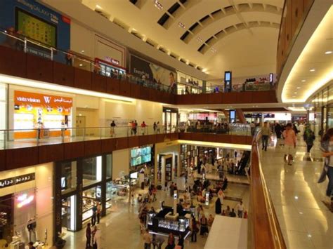 10 Interesting Facts About Dubai Mall You Should Know