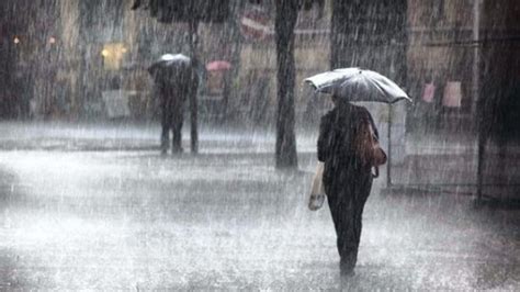 Musim Hujan Ini 5 Tips Biar Tubuh Nggak Gampang Sakit
