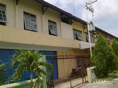 Bagi beberapa siswa yang memang sudah merencakanakan untuk mengambil bangku kuliah mungkin tidak terlalu dipusingkan dengan biaya kuliah yang semakin lama semakin. Syarat Pendaftaran Smk Citra Medika Sragen / Smk Citra Medika Sragen Home Facebook : Buruan ...