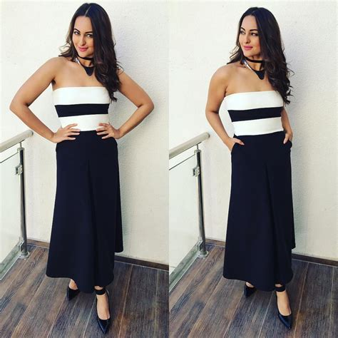 Sonakshi sinha is a beautiful and versatile bollywood actress. Sonakshi Sinha's weight loss transformation will certainly ...