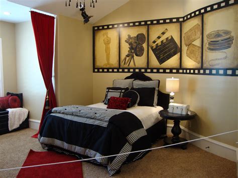 Hollywood Themed Bedroom