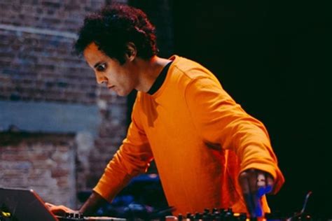 eat your own ears to drop compilation from four tet floating points mount kimbie and more news