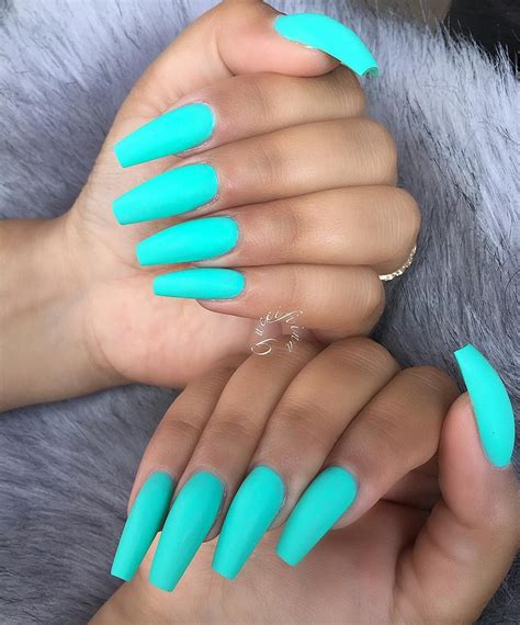 Pin By Jeneen Penman On Beauty Queen Teal Acrylic Nails Turquoise